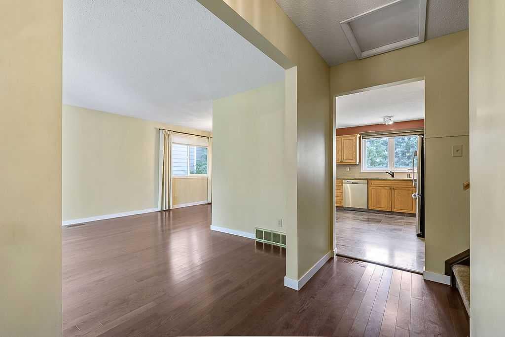 55 Suntree Lane