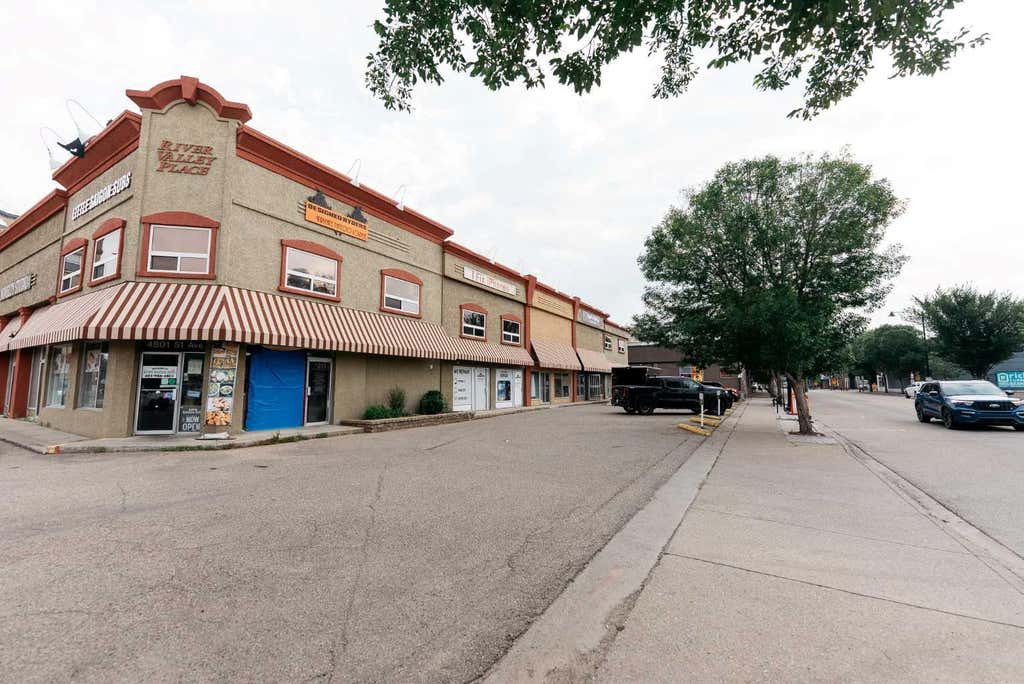 Photo of 4801 51 Avenue #Bay 9, Red Deer, AB T4N 4H2 (MLS # A2339528)