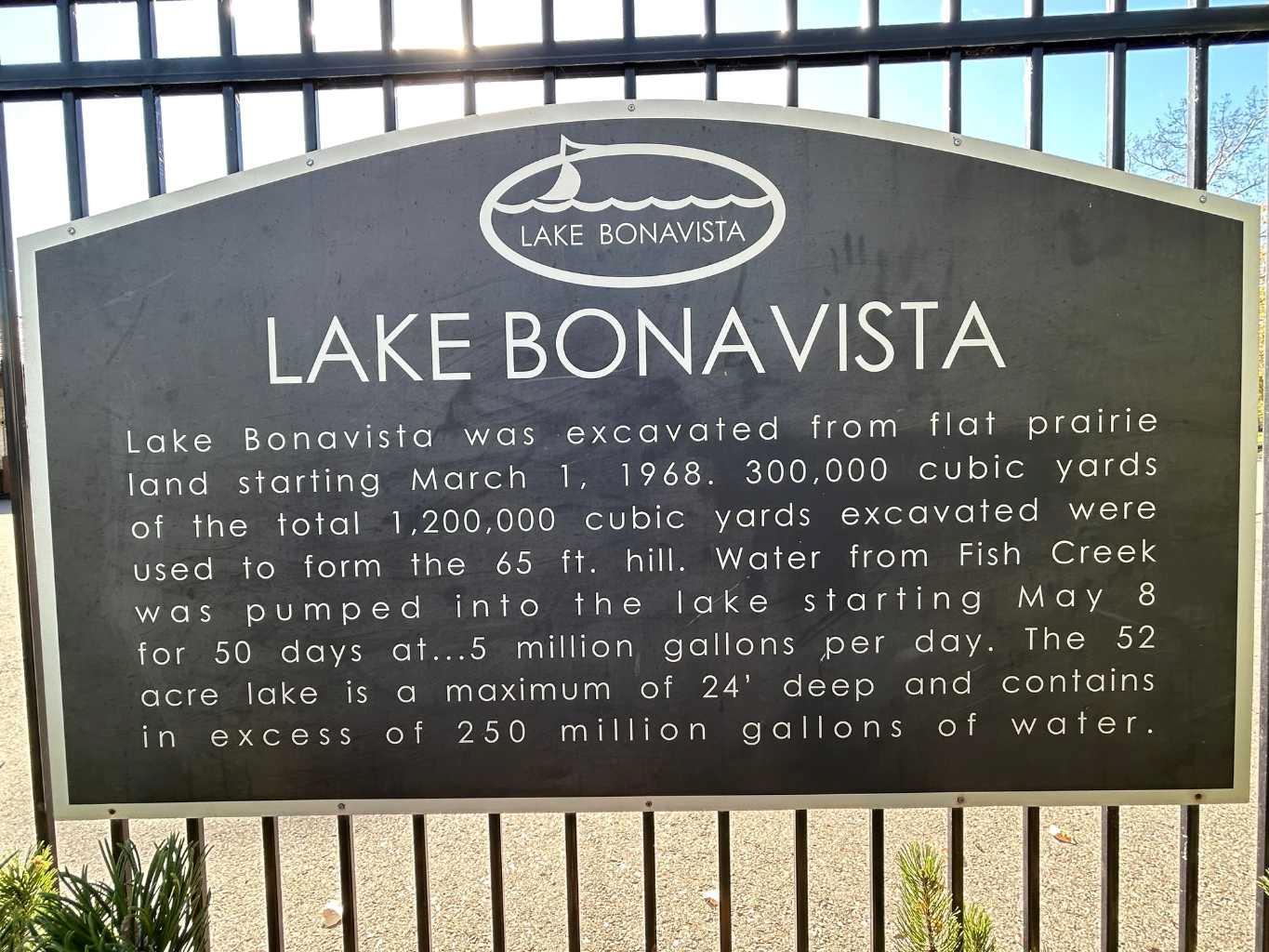 1275 Lake Sundance Crescent SE