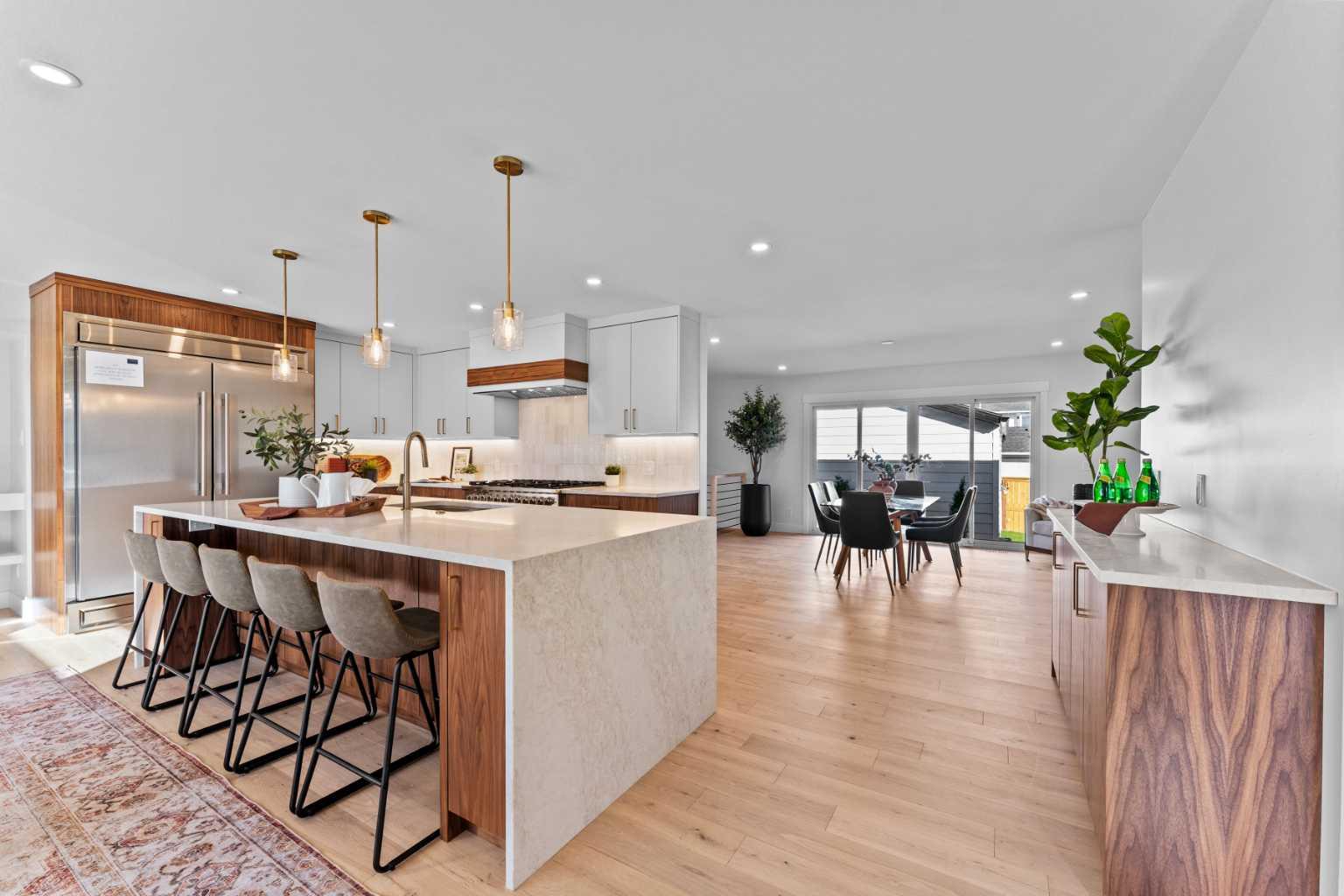 1275 Lake Sundance Crescent SE