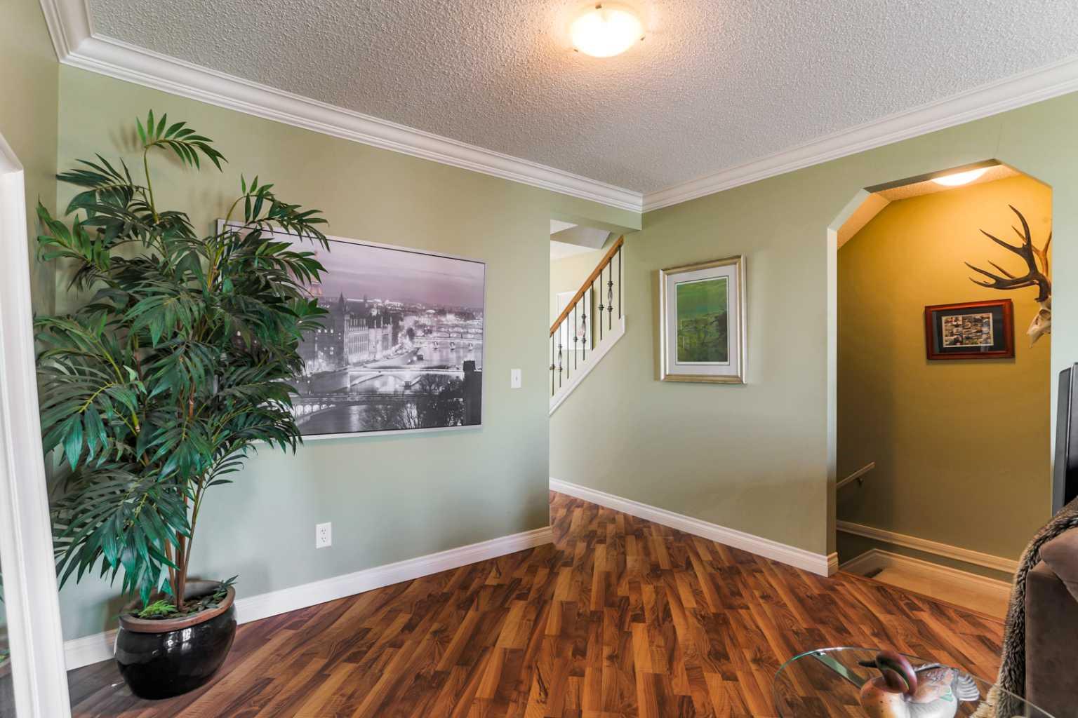 143 Cedarwood Lane SW