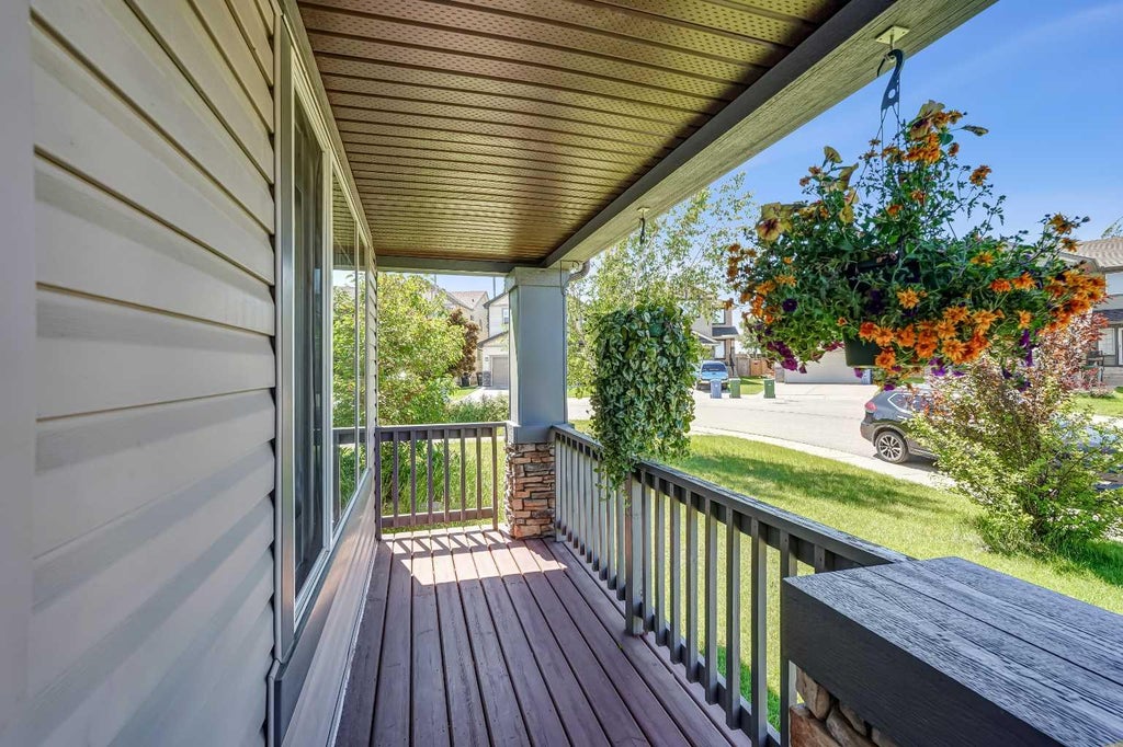 Photo of 63 Everglen Rise SW, Calgary, AB T2Y 4Z4 (MLS # A2348044)
