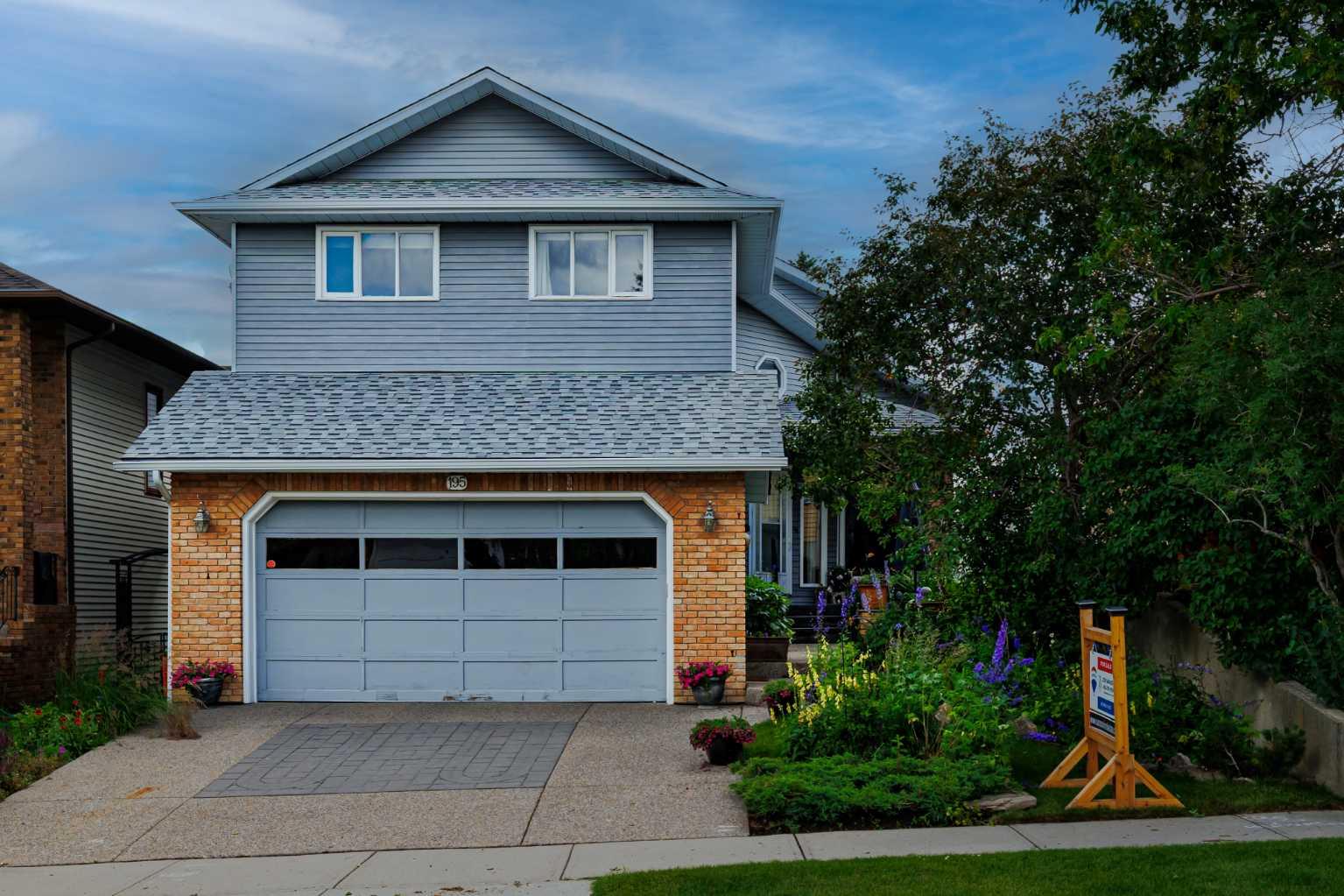 195 Bernard Drive NW
