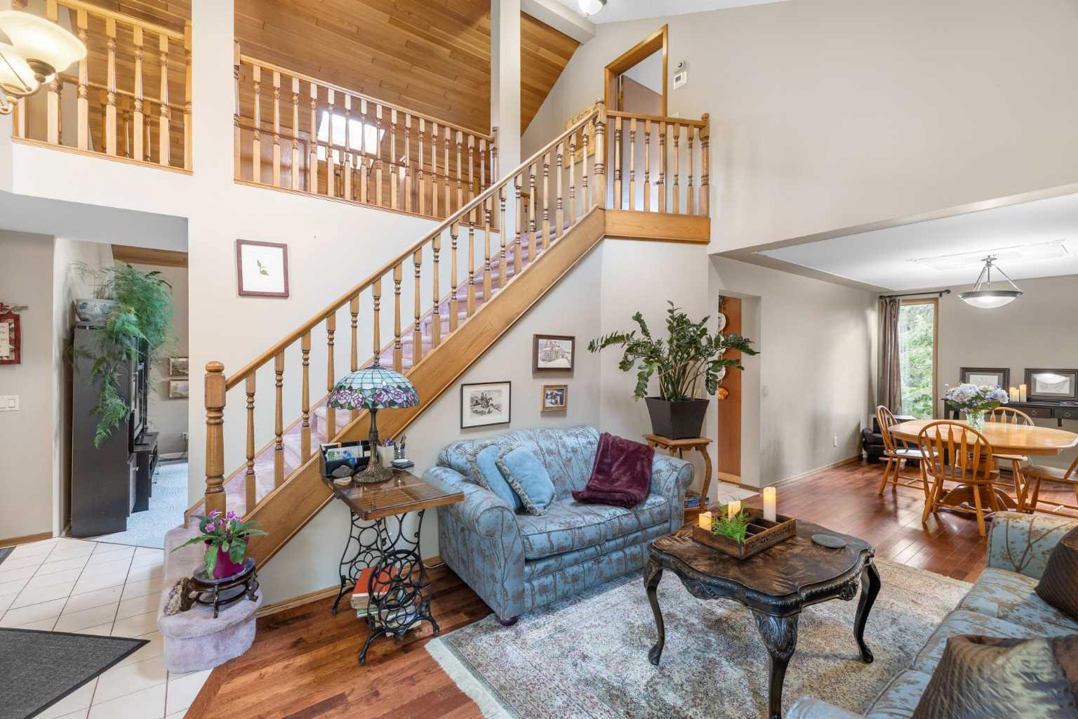 195 Bernard Drive NW