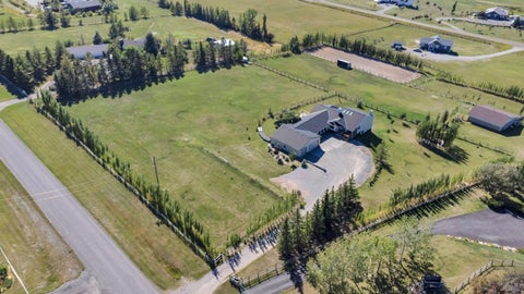 Photo of 434029 2 Street E, Rural Foothills County, AB T1S 1A1 (MLS # A2333068)
