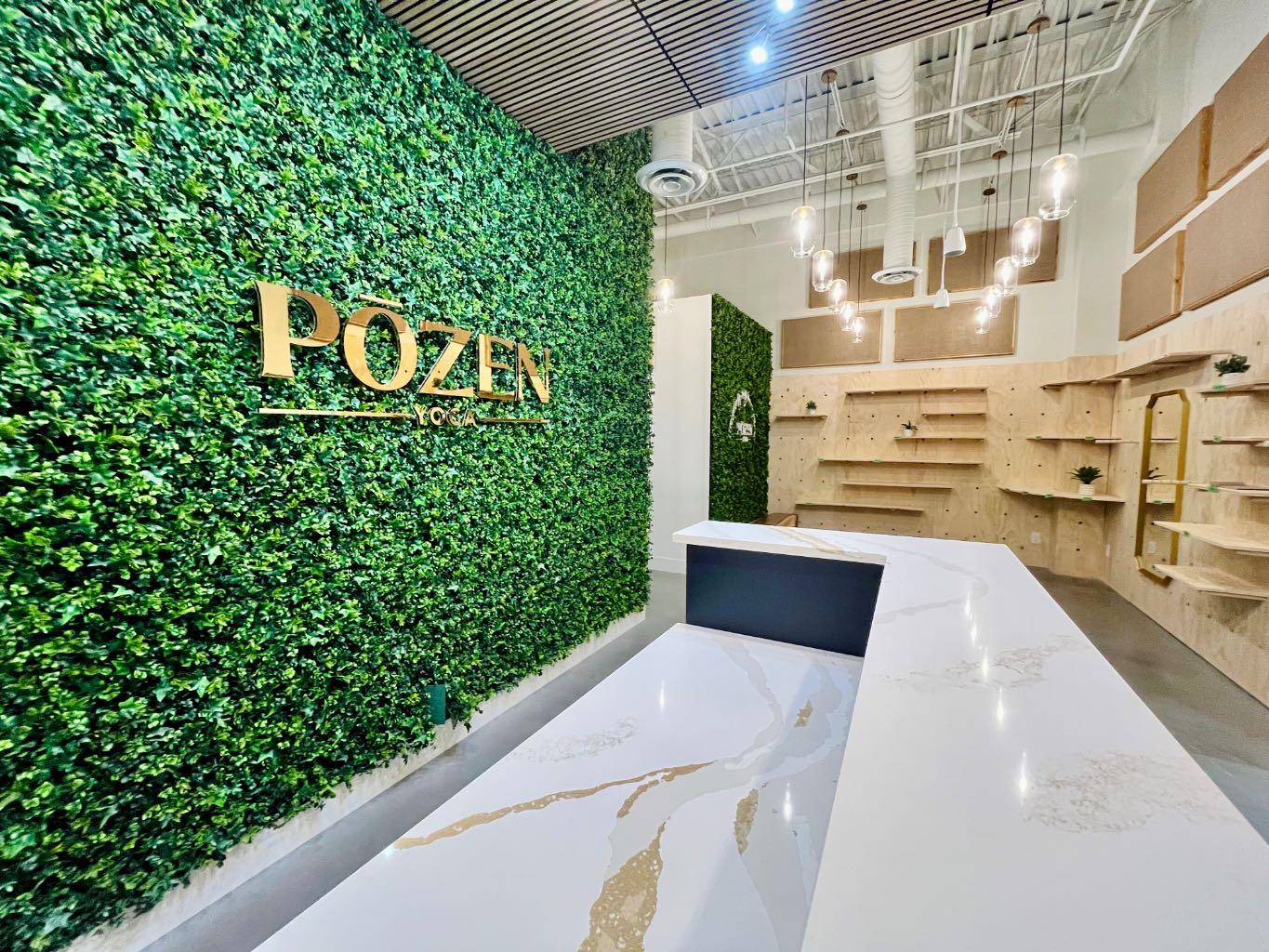 125 Oakmoor Plaza SW 240