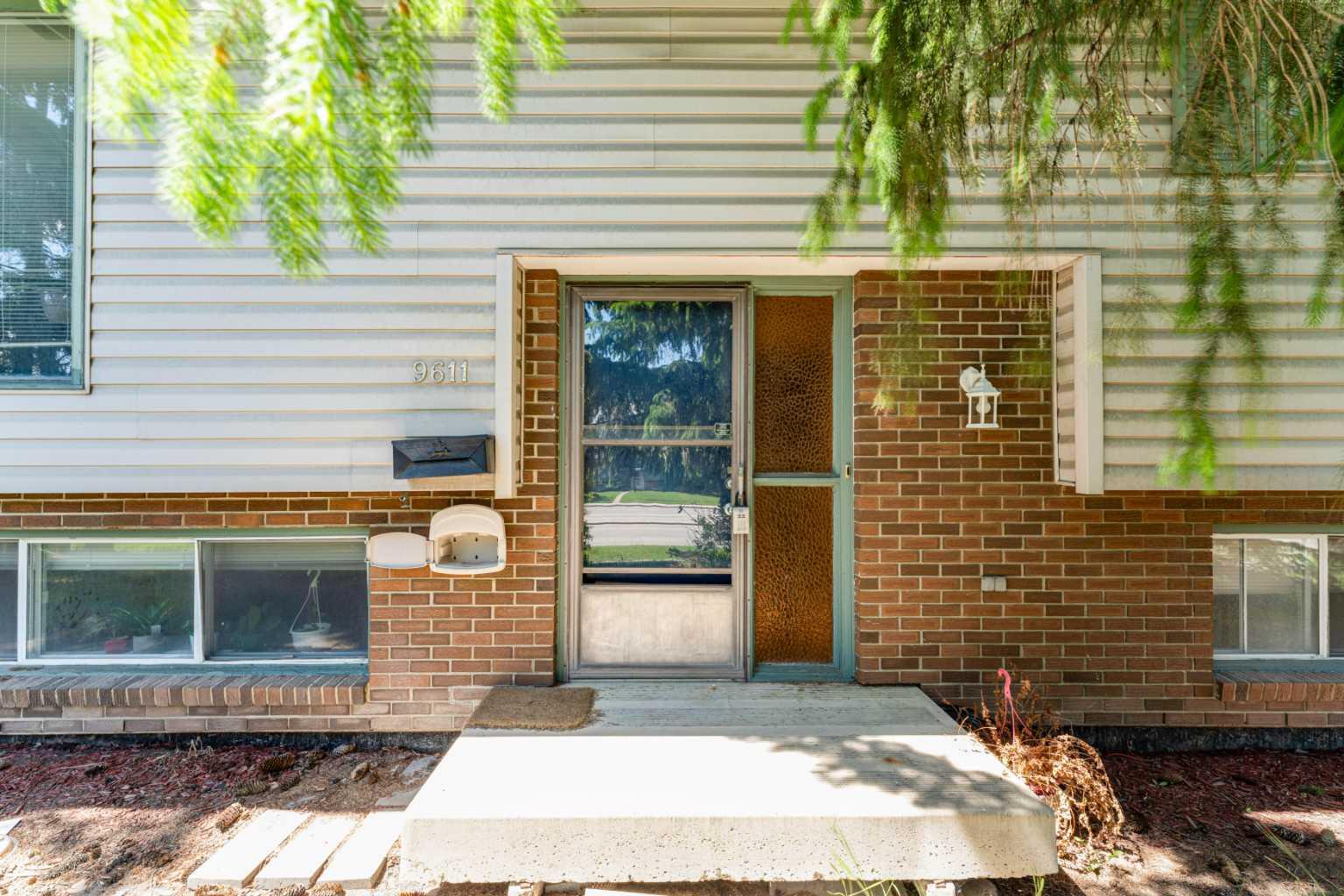 9611 24 Street SW