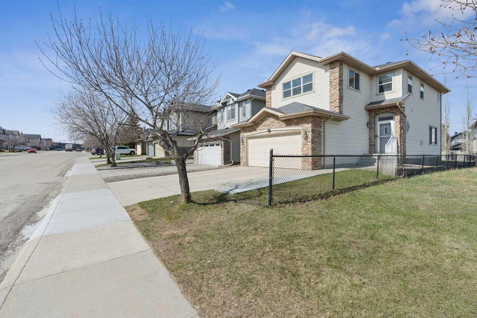 357 Kincora Drive NW