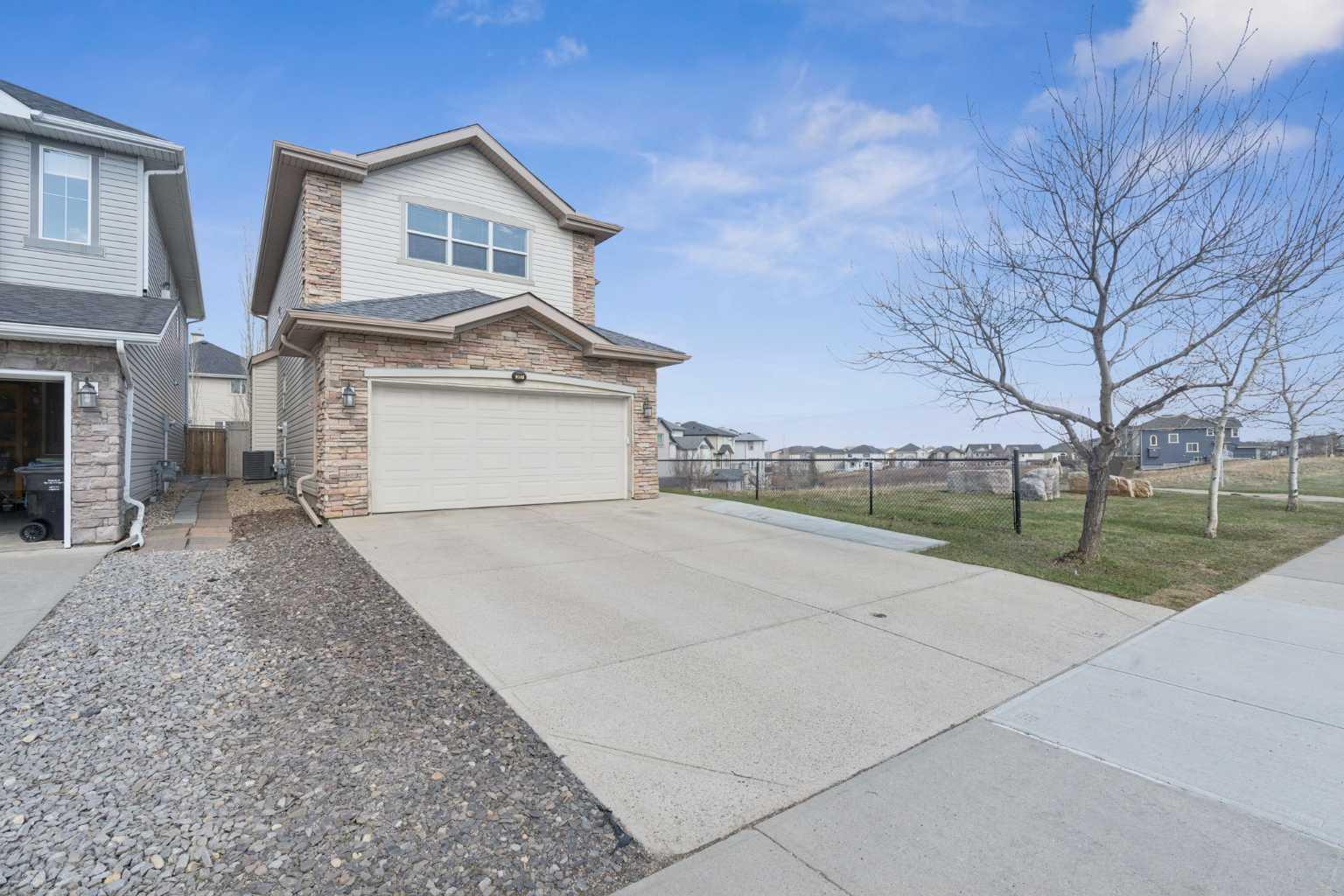 357 Kincora Drive NW
