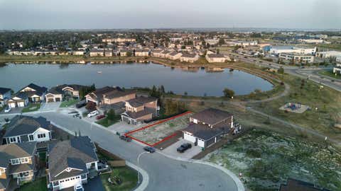 Photo of 25 Lakes Estates Circle, Strathmore, AB T1P 1L8 (MLS # A2333278)