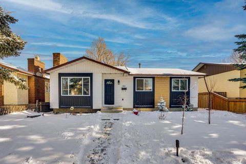 363 Templeside Circle NE Calgary AB T1Y 3M1