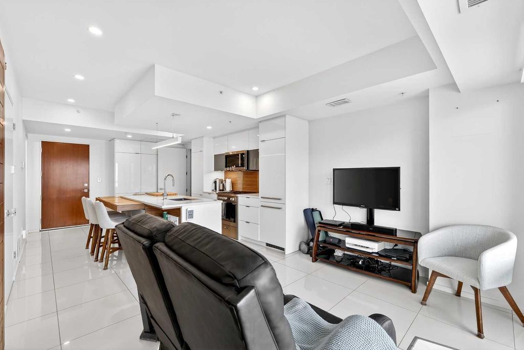 Photo of 1020 9 Avenue SE #607, Calgary, AB T2G 0S7 (MLS # A2299261)