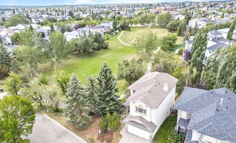 265 Somerside Park SW Calgary AB T2Y 3G5