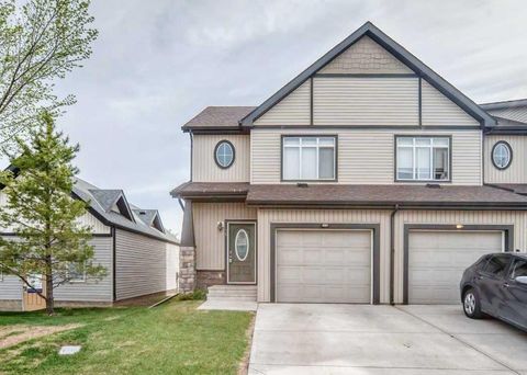 Photo of 76 Copperpond Landing SE, Calgary, AB T2Z 1G6 (MLS # A2313437)