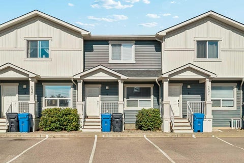 Photo of 237 Silkstone Road W #4, Lethbridge, AB T1J 4J9 (MLS # A2347972)