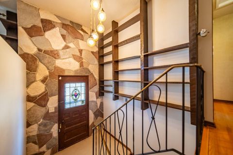 Photo of 3030 31A Street SE, Calgary, AB T2B 0S9 (MLS # A2303930)