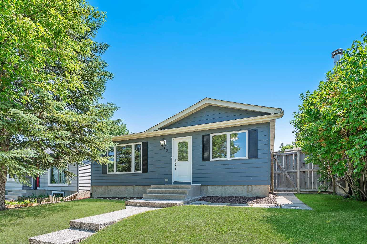 92 Macewan Park Road NW