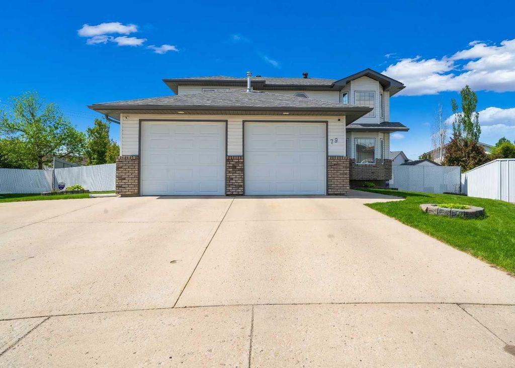 Photo of 79 Henderson Court NE, Medicine Hat, AB T1C 1Y9 (MLS # A2314754)