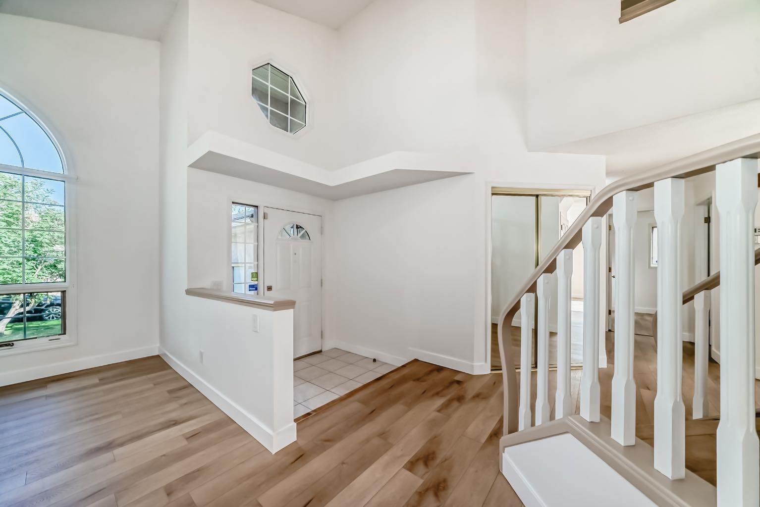 118 Signature Close SW