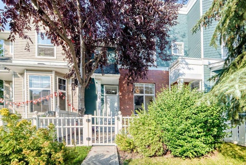 Photo of 252 McKenzie Towne Link SE, Calgary, AB T2Z 4G3 (MLS # A2338212)