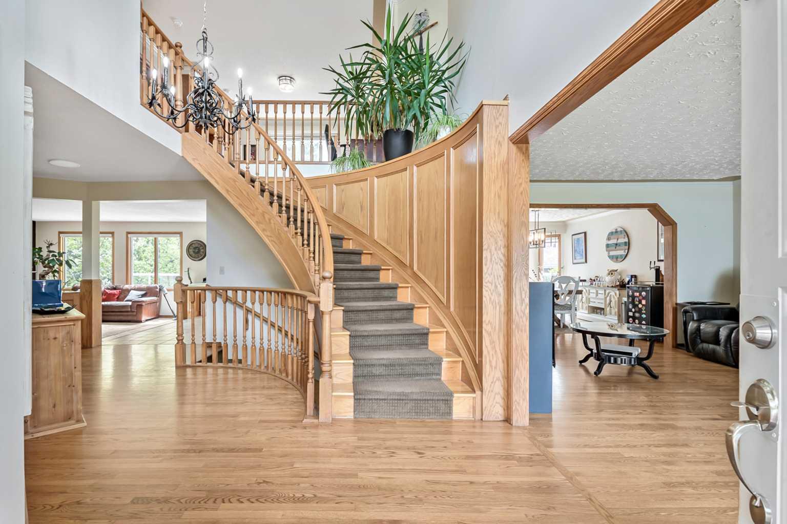 35 Candle Court SW