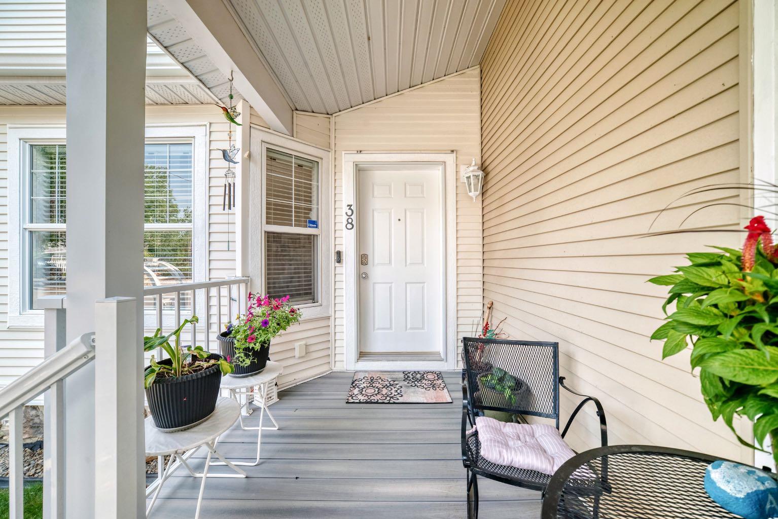 38 Country Village Landing NE