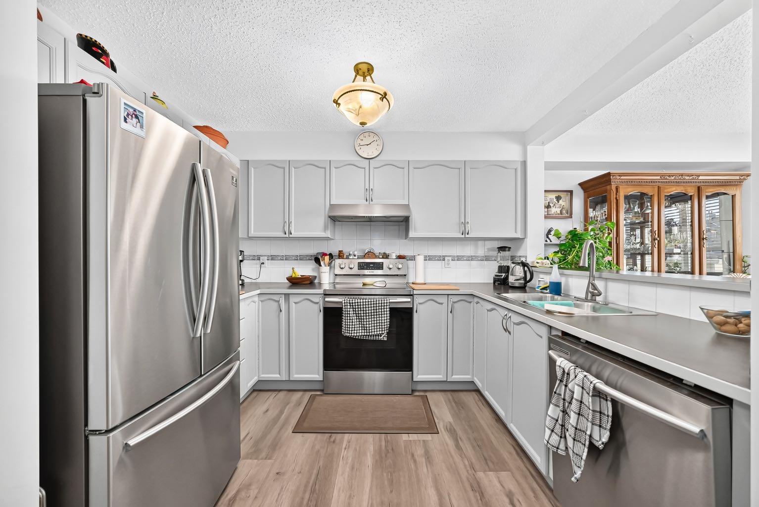 38 Country Village Landing NE