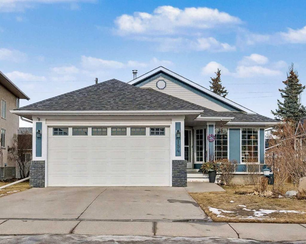 Photo of 184 Harvest Hills Drive NE, Calgary, AB T3K 3Y1 (MLS # A2282479)