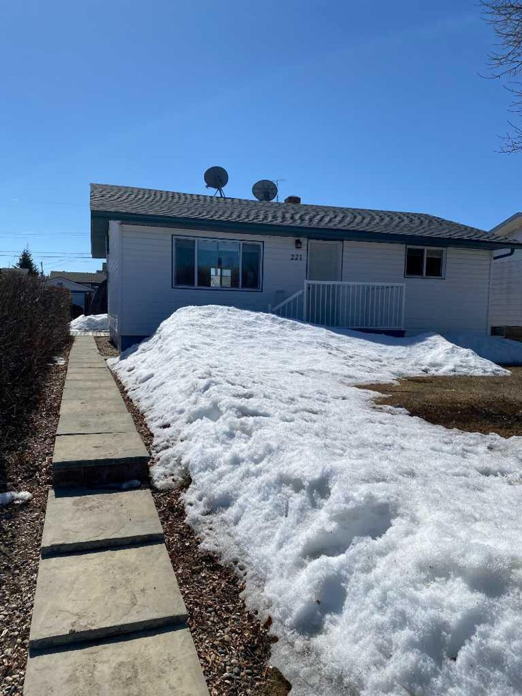 Photo of 221 2nd Avenue SW, Manning, AB T0H 2M0 (MLS # A2305497)