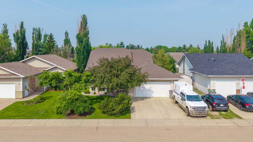 Photo of 2308 58 Avenue, Lloydminster, AB T9V 2Y5 (MLS # A2328579)