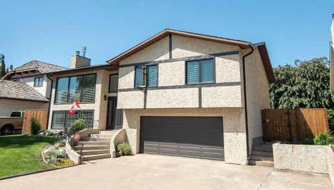 Photo of 89 McCullough Crescent, Red Deer, AB T4R 1S5 (MLS # A2326368)