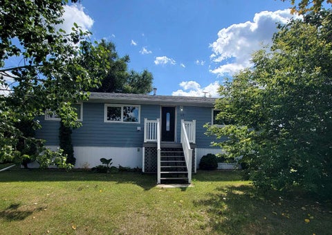 Photo of 113 1 Avenue E, Craigmyle, AB T0J 0T0 (MLS # A2342467)