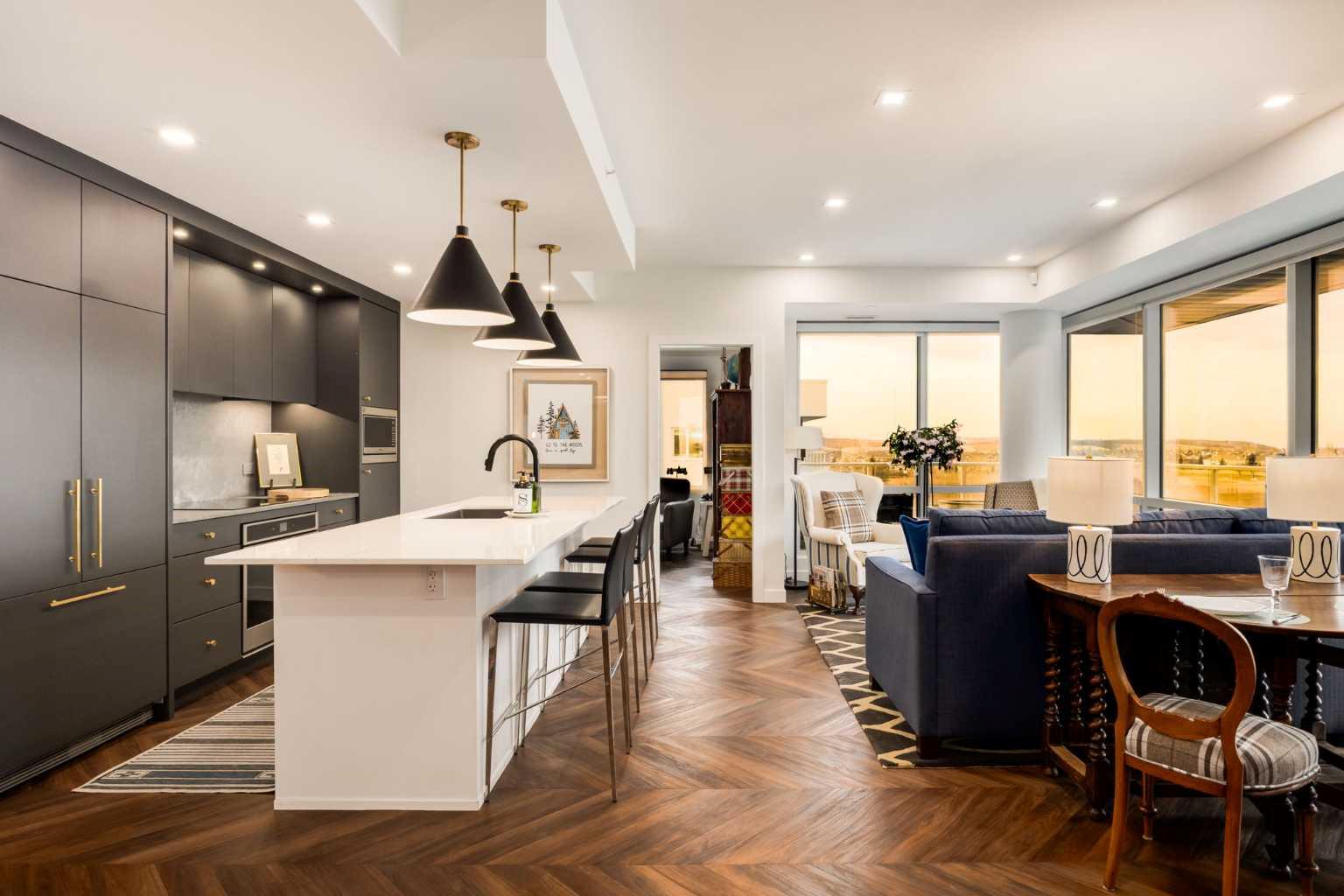 8445 Broadcast Avenue SW 601