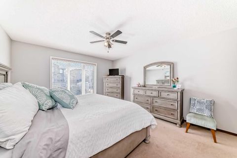 Tiny photo for 112 WEST CREEK Glen, Chestermere, AB T1X 1P9 (MLS # A2305395)