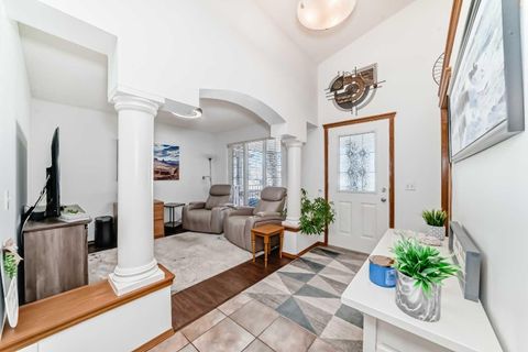Tiny photo for 112 WEST CREEK Glen, Chestermere, AB T1X 1P9 (MLS # A2305395)