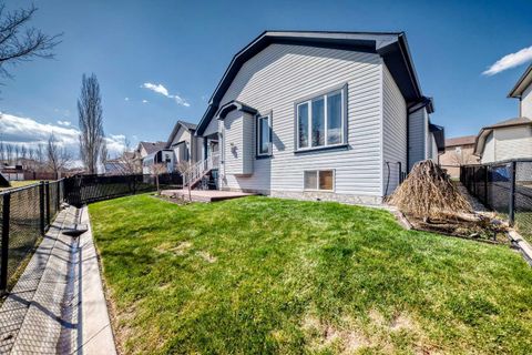 Tiny photo for 112 WEST CREEK Glen, Chestermere, AB T1X 1P9 (MLS # A2305395)