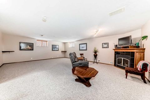 Tiny photo for 112 WEST CREEK Glen, Chestermere, AB T1X 1P9 (MLS # A2305395)