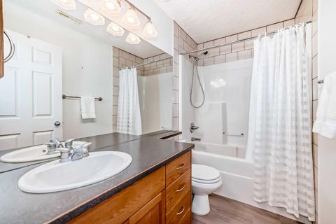 Tiny photo for 112 WEST CREEK Glen, Chestermere, AB T1X 1P9 (MLS # A2305395)