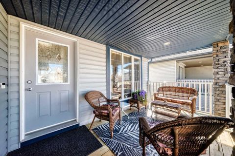Tiny photo for 112 WEST CREEK Glen, Chestermere, AB T1X 1P9 (MLS # A2305395)