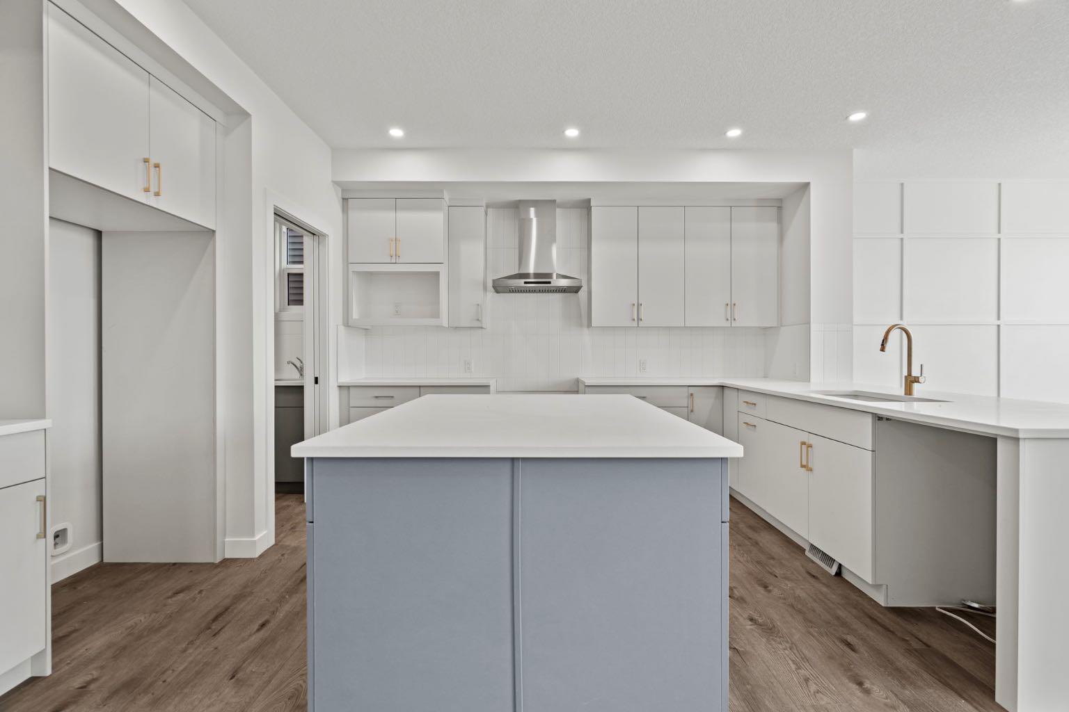 2220 Lancaster Heights SE