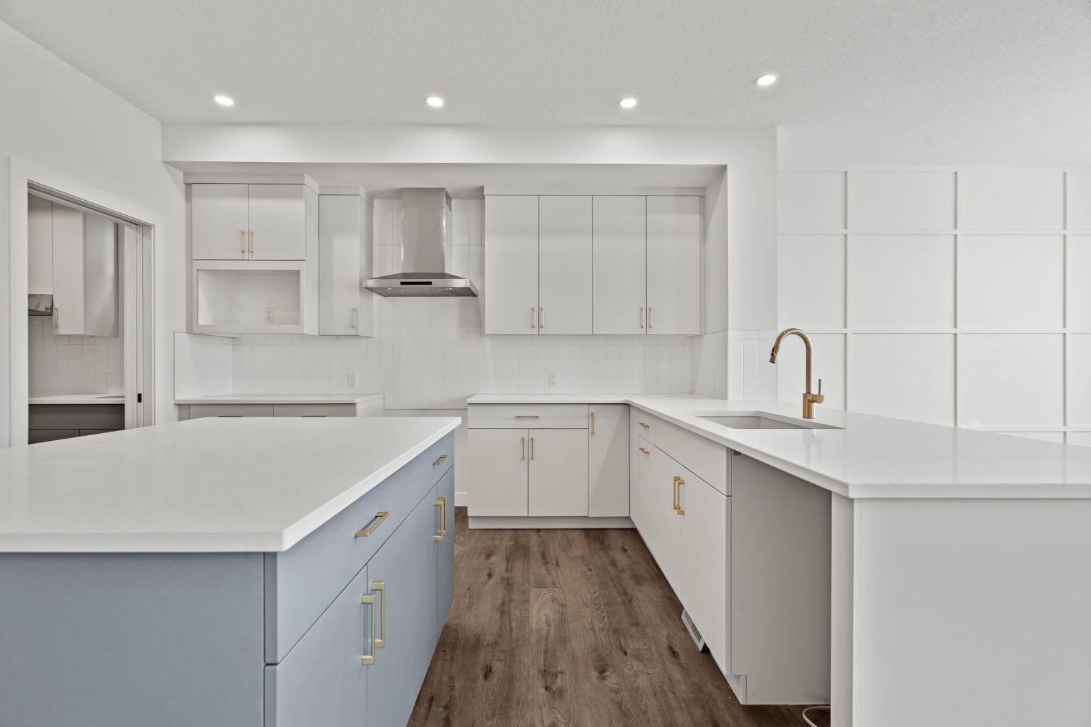 2220 Lancaster Heights SE