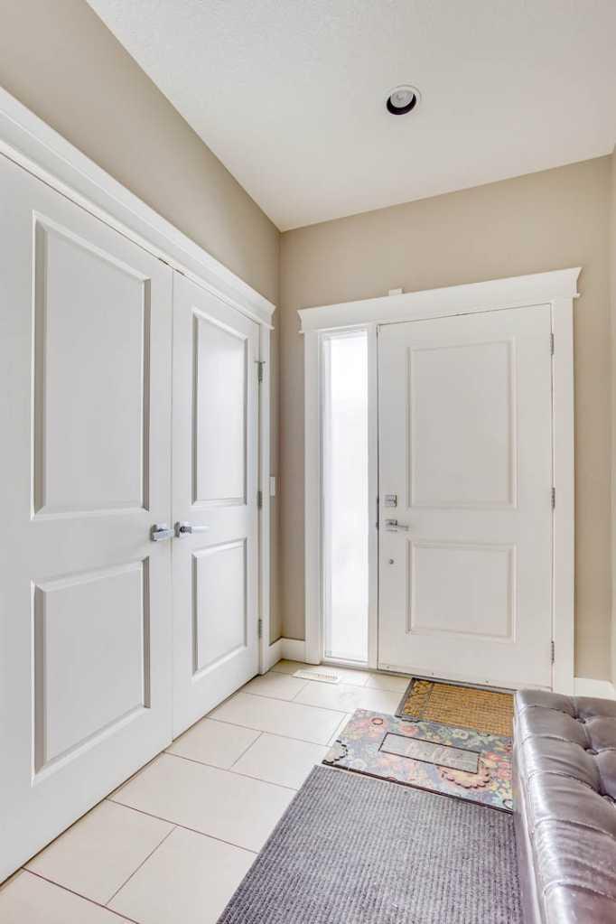 208 Sparrow Hawk Drive 5