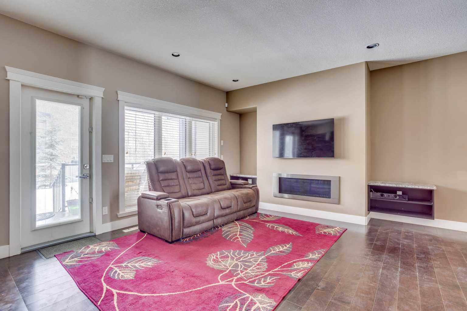 208 Sparrow Hawk Drive 5