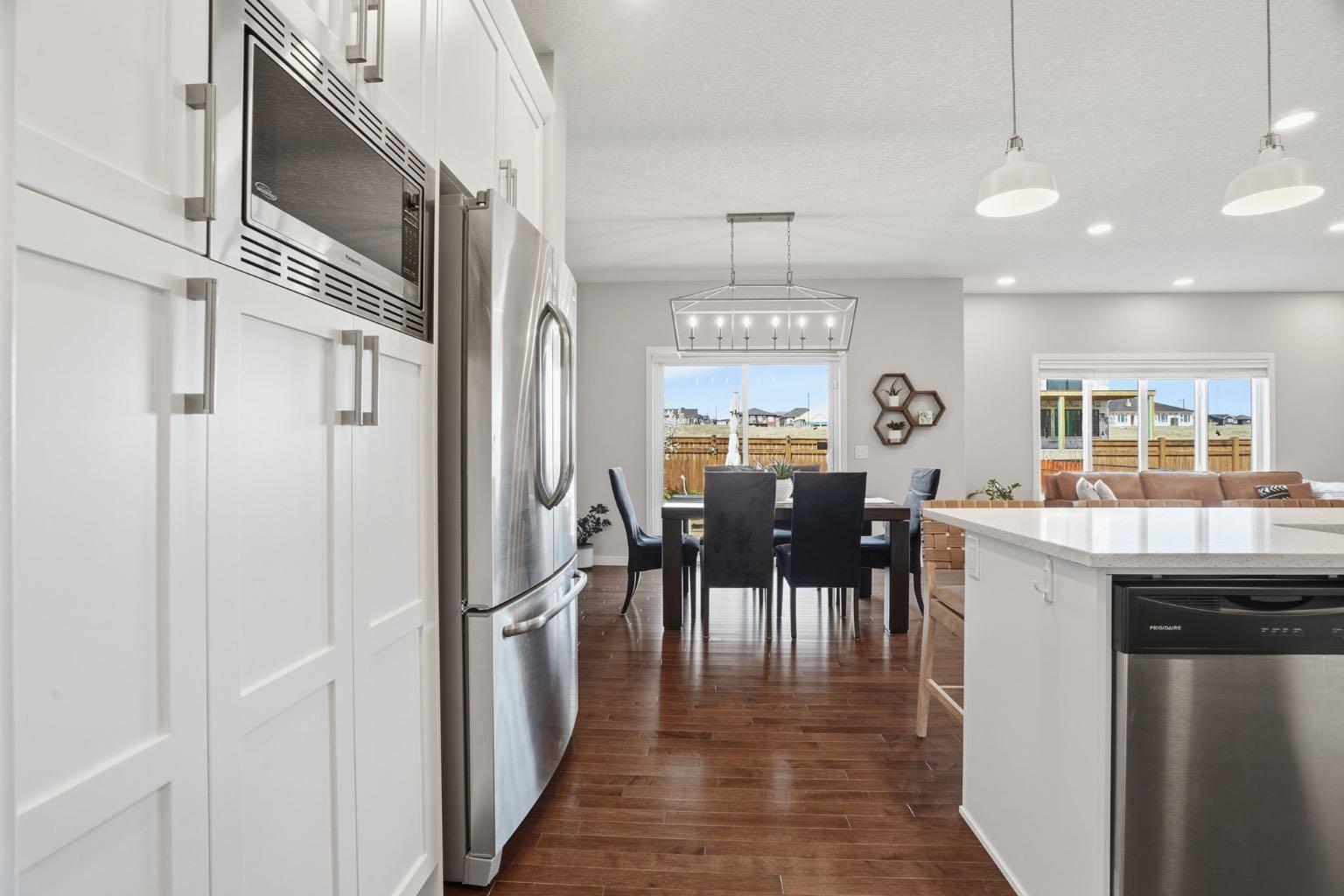 81 Mount Rae Heights