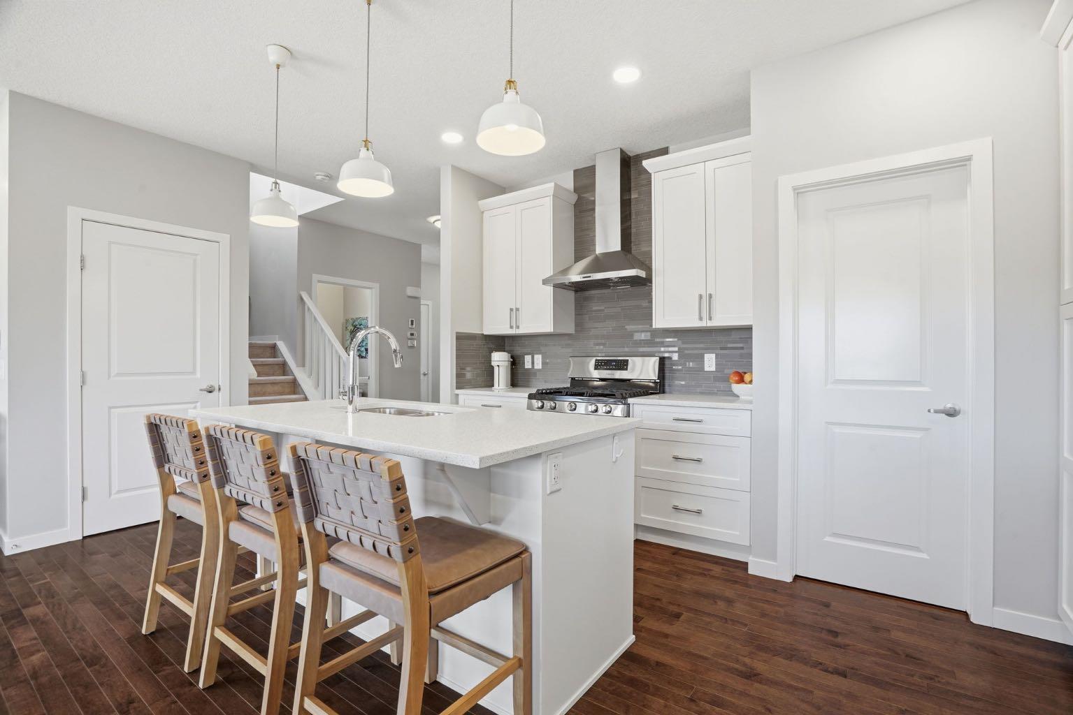 81 Mount Rae Heights
