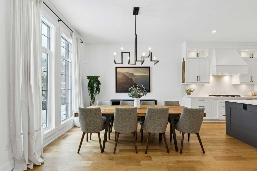 Photo of 411 15 Street NW, Calgary, AB T2N 2B1 (MLS # A2289707)