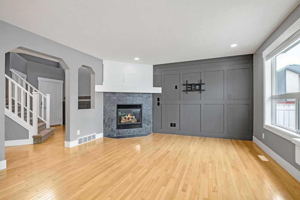 Photo of 195 Cranwell Crescent SE, Calgary, AB T3M 1G1 (MLS # A2353253)