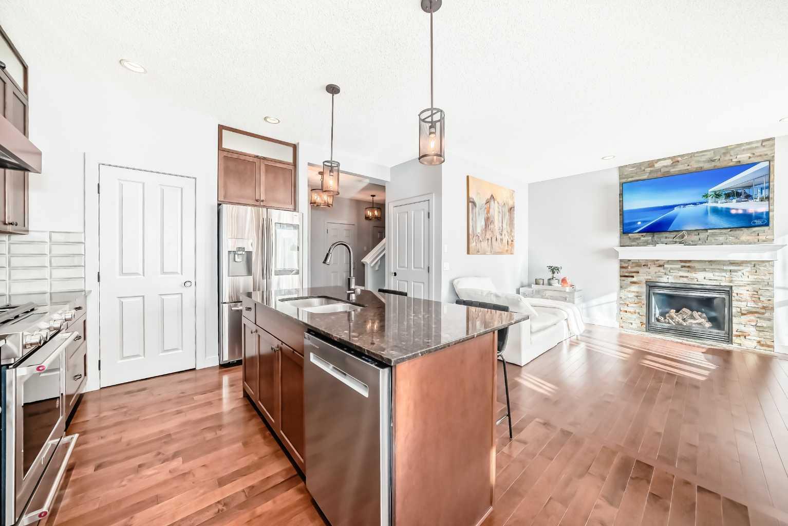 153 Chaparral Valley Mews SE