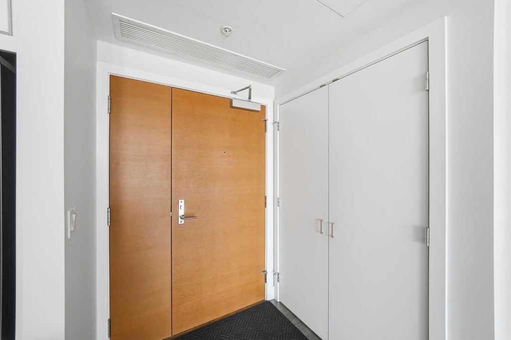 Photo of 510 6 Avenue SE #1604, Calgary, AB T2G 1L7 (MLS # A2282190)