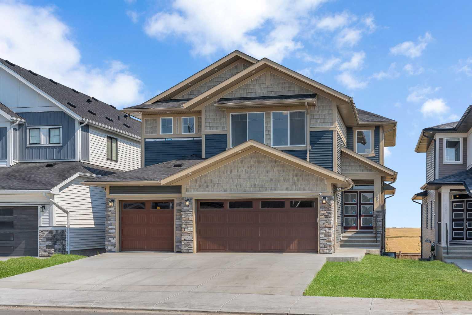 169 Homestead Crescent NE